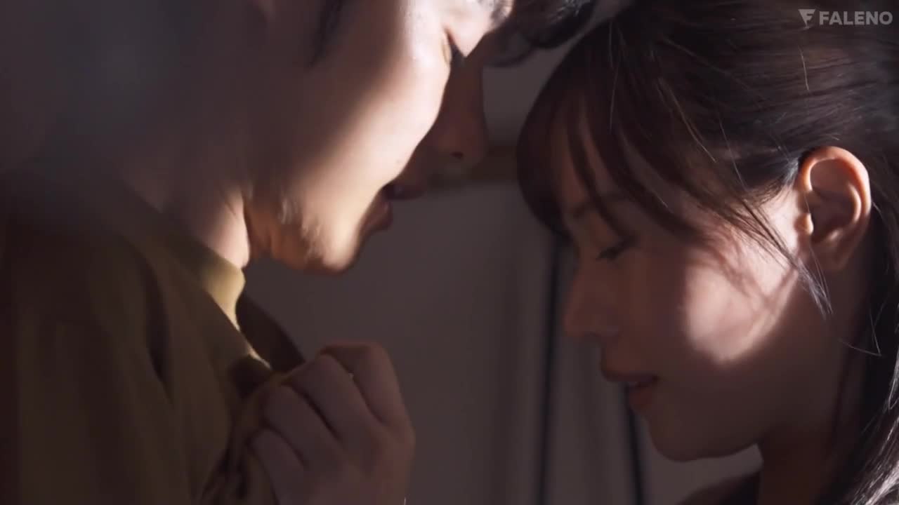 FSDSS-534 | 平凡的巨乳女大學生性慾遠超童貞男朋友 絕倫巨乳小姐姐帶來的性成長記錄。本郷愛 | 阿寶影音-成人影片,AV,JAV-專注精品‧長久經營