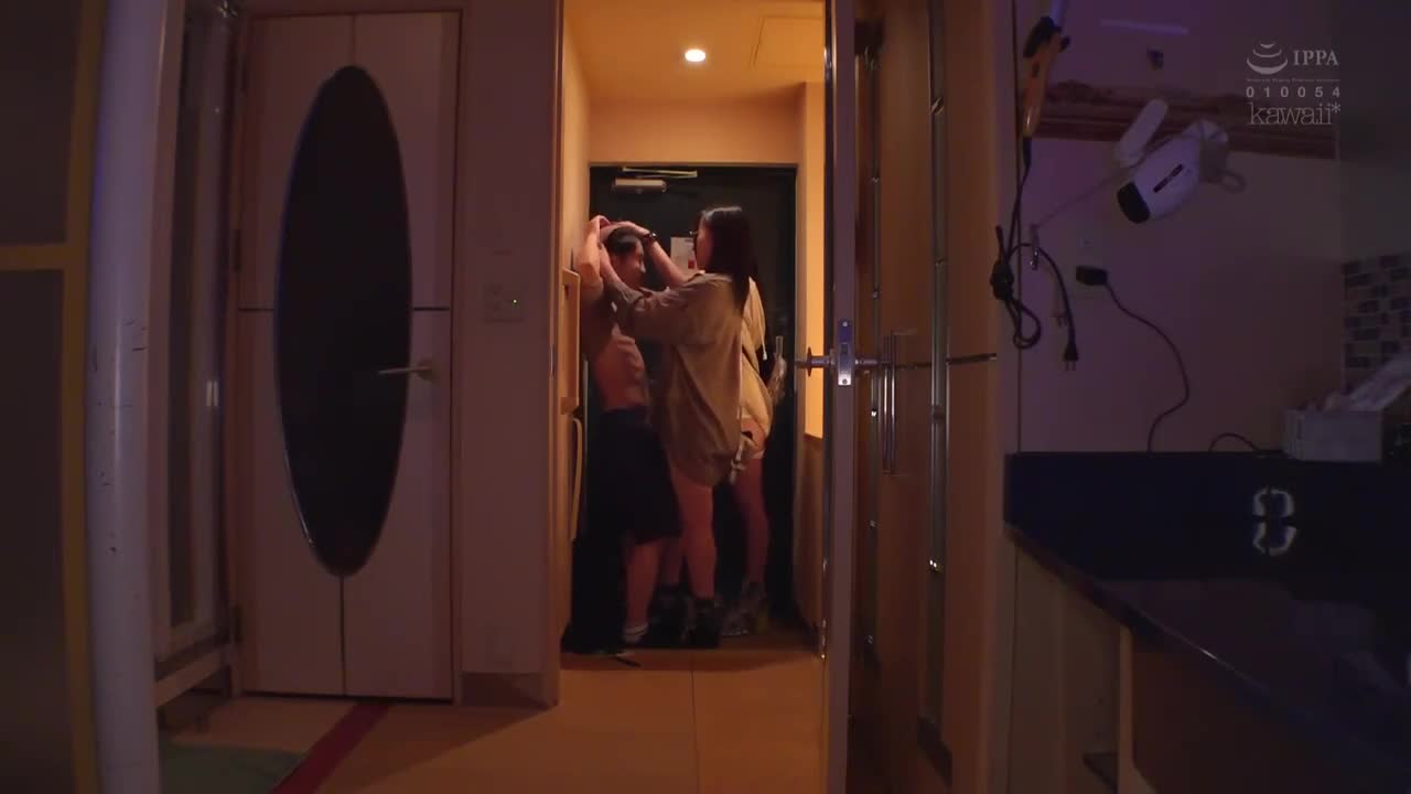 CAWD-529 | 甜Ｓ女孩的緊貼三明治精子激搾爆後宮～帶到愛情旅館就算迎接天明也不停下的火熱到死的臉溶腔濕中出性交 樞木葵,円井萌華 | 阿寶影音-成人影片,AV,JAV-專注精品‧長久經營